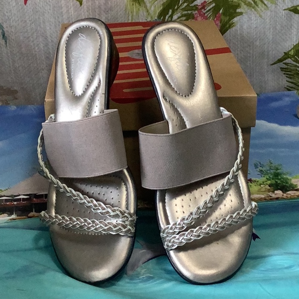 DEX FLEX slip on sandals size 7.5 black & silver goldish color excellent shape.